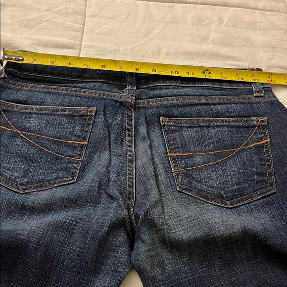 GAP Women's Flare Jeans in Deep Indigo used good condition - Picture 6 of 11